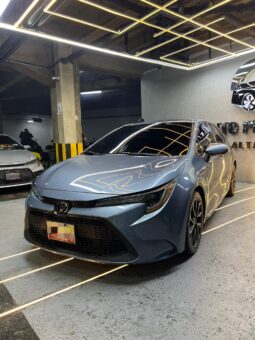 
										Toyota Corolla LE full									