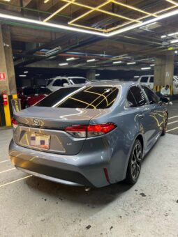 
										Toyota Corolla LE full									
