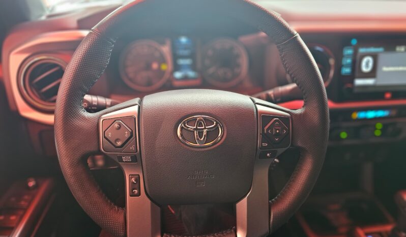 
								Toyota Tacoma 2017 full									