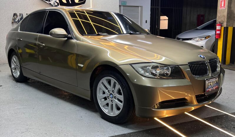 
								BMW 325i Limousine 2006 full									
