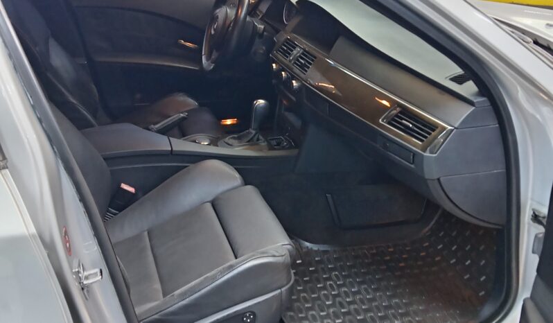 
								BMW 530i 2007 full									