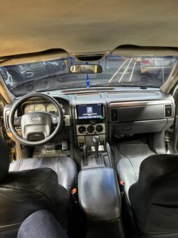 
										Jeep Laredo 2004 full									