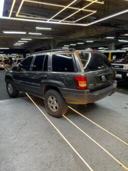 
										Jeep Laredo 2004 full									