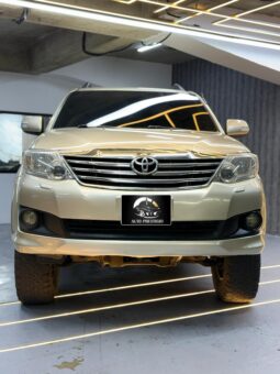 
										Toyota Fortuner 2012 full									