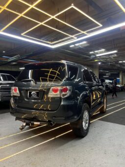 
										Toyota Fortuner 2012 full									