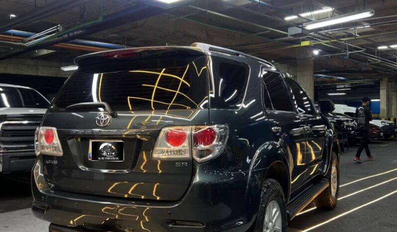
								Toyota Fortuner 2012 full									