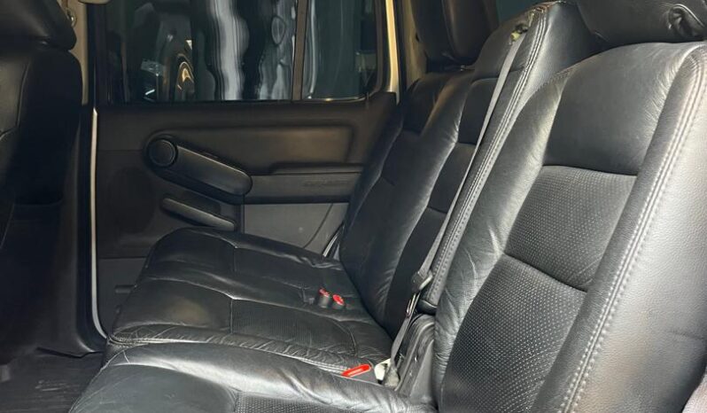 
								Ford Explorer 2010 full									