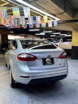 
										Ford Fiesta Titanium 2018 full									