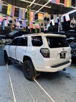 
										Toyota 4Runner 2018 full									
