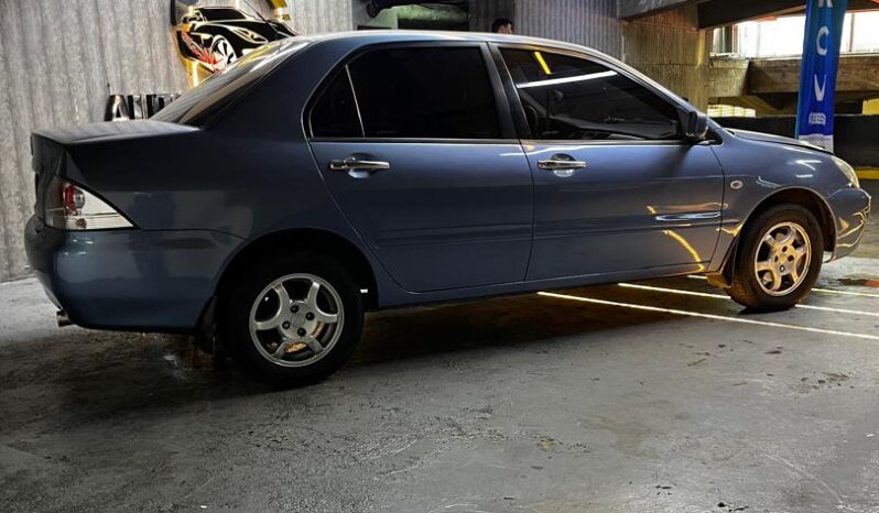 
								Mitsubishi Lancer Glx 2013 full									