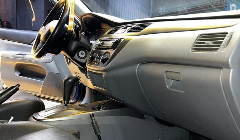 
								Mitsubishi Lancer Glx 2013 full									