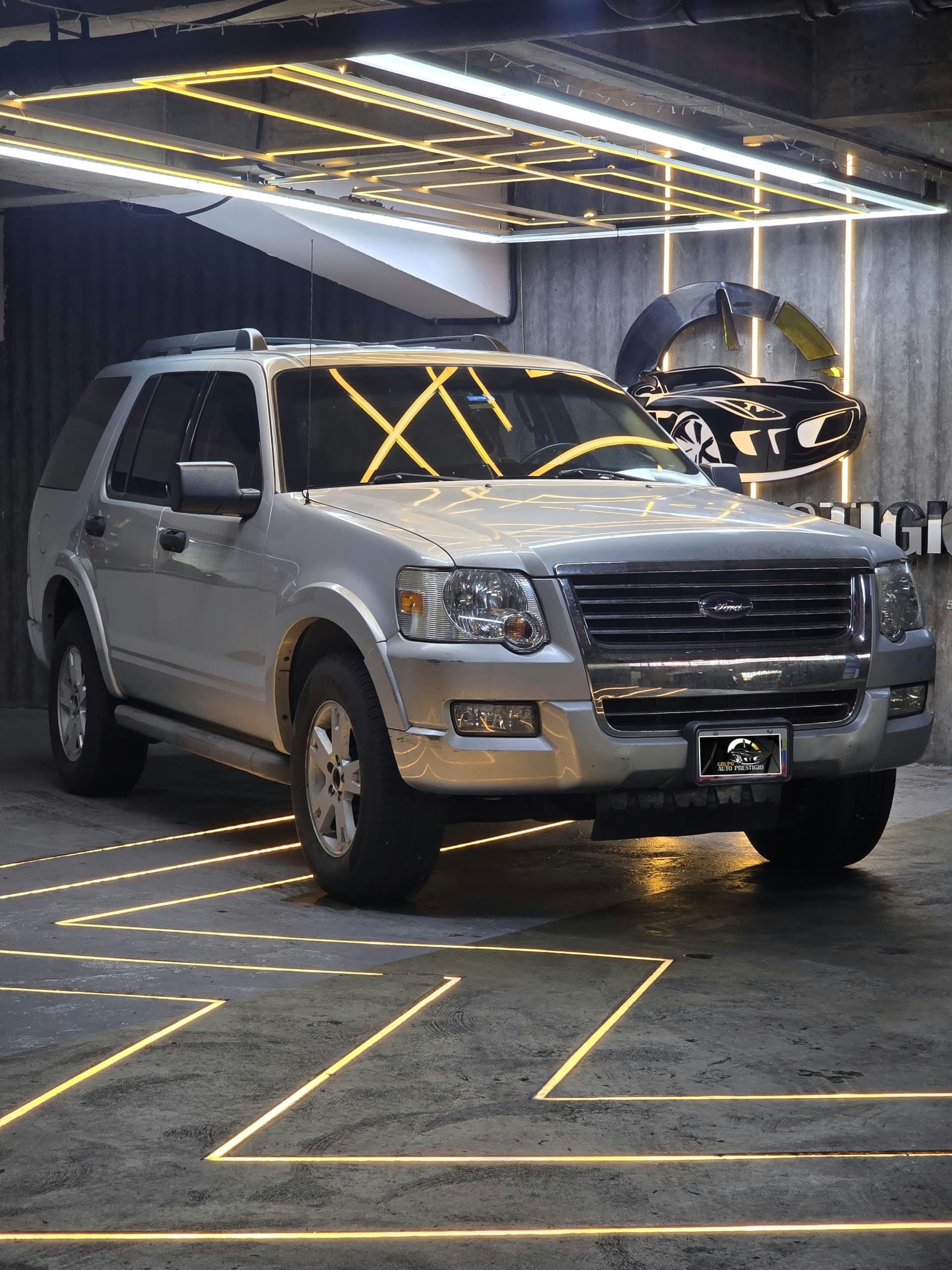 Ford Explorer 2011
