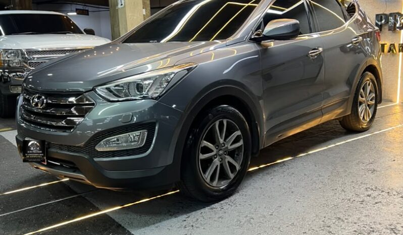 
								Hyundai Santa Fe 2013 3.3L full									